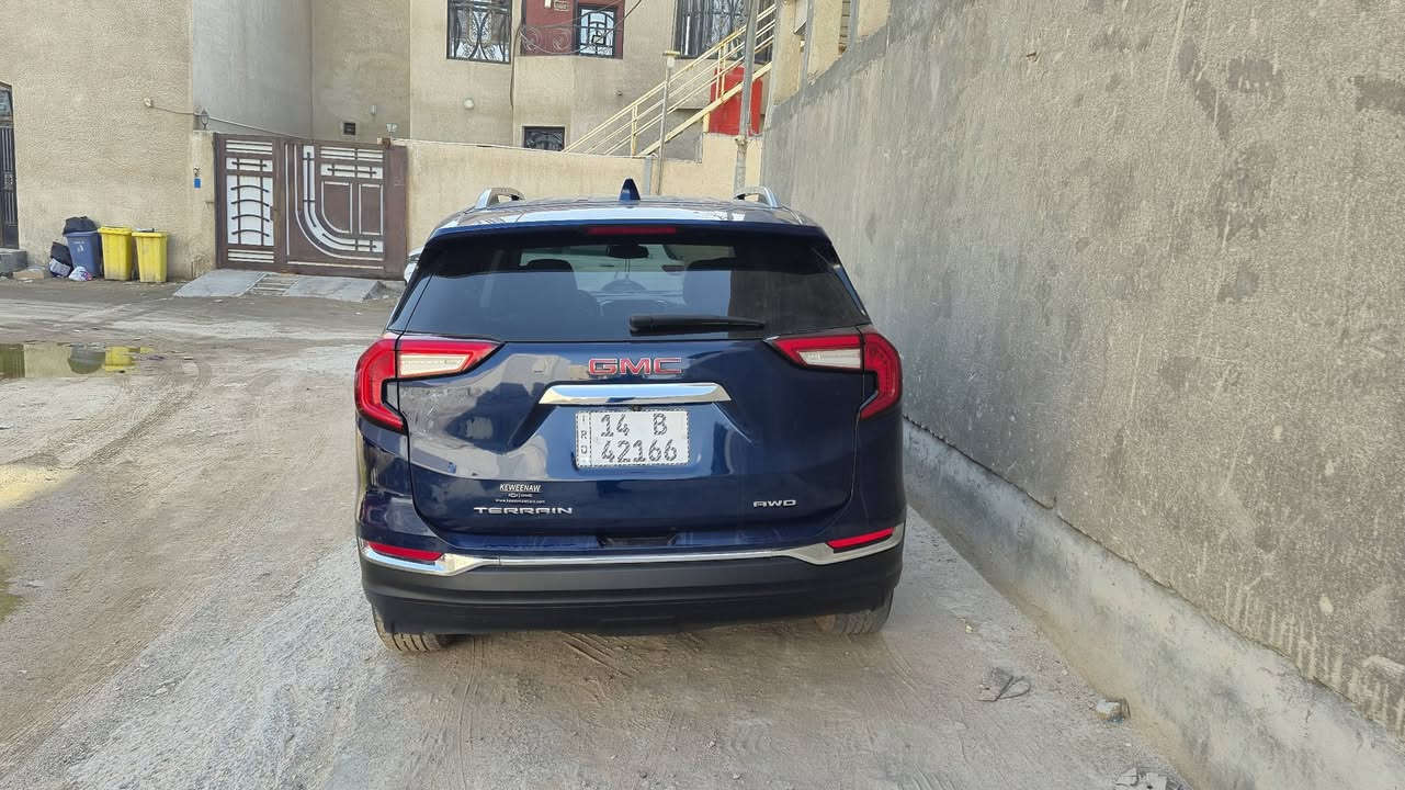 السلام عليكم
جي ام سي تيران ٢٠٢٣ للبيع مواصفات SLT
رقم بصرة باسمي مكينة كير كفالة
حادثها بارد بسيط بالبنيد فقط ماشية ٧٢الف كيلو متر و ليس ميل 
قطعتين تبريد
بصمة تشغيل و ابواب 
باب جنطة كهربائي 
 ٣ وضعيات قيادة 
تو ويل
فور ويل 
اوف رود
تحكمات ستيرن و مثبت سرعة
شاشة جبيرة تدعم كار بلي و اندرويد اوتو لاسلكي
رادار امامي
السعر ١٨٧$ و بيها مجال 
***********
