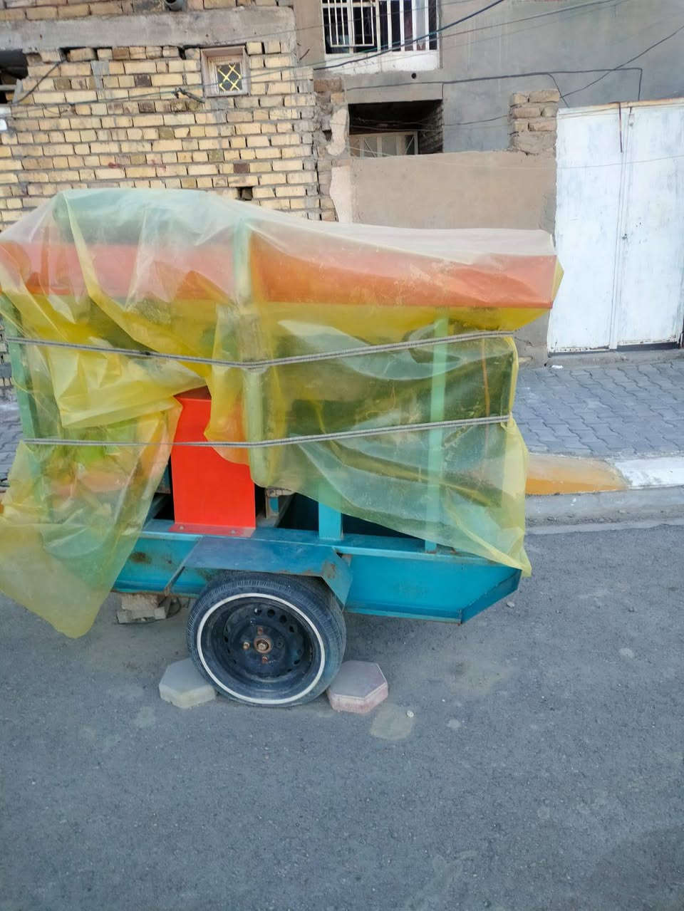 من رخصت لادمن مولده جديده للبيع مكينه كيه جديده ونظيفه مافتوح بيها ***********
