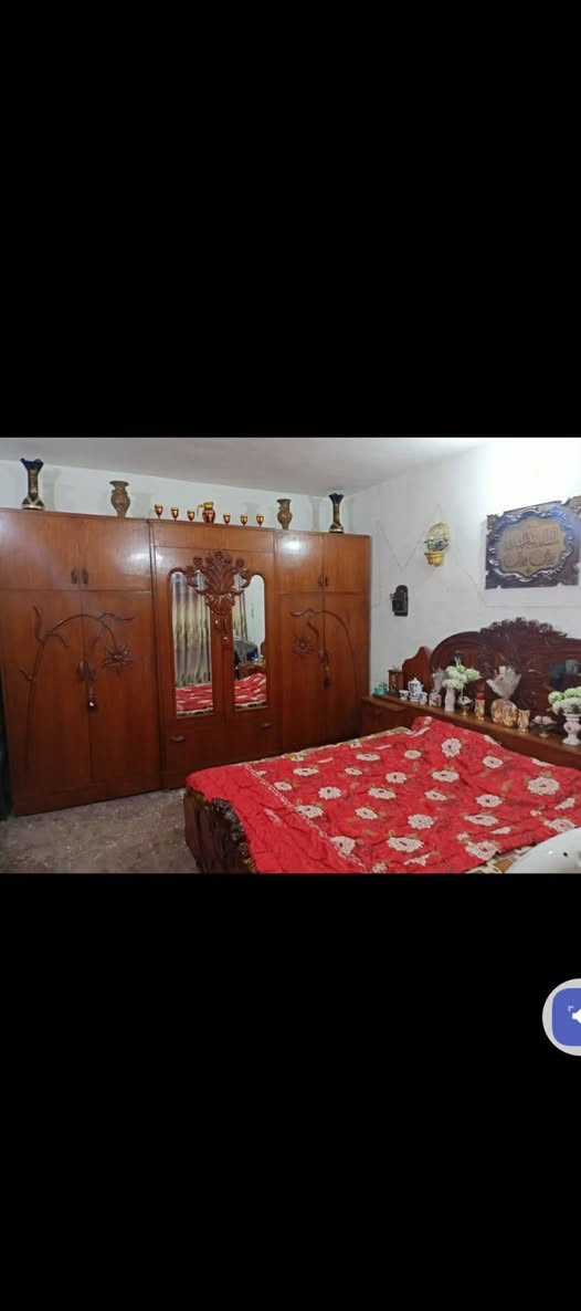 غرفه اخشاب عراقي صاج ثقيل
السعر ٥٠٠ الف 

الرقم اسيا ***********
