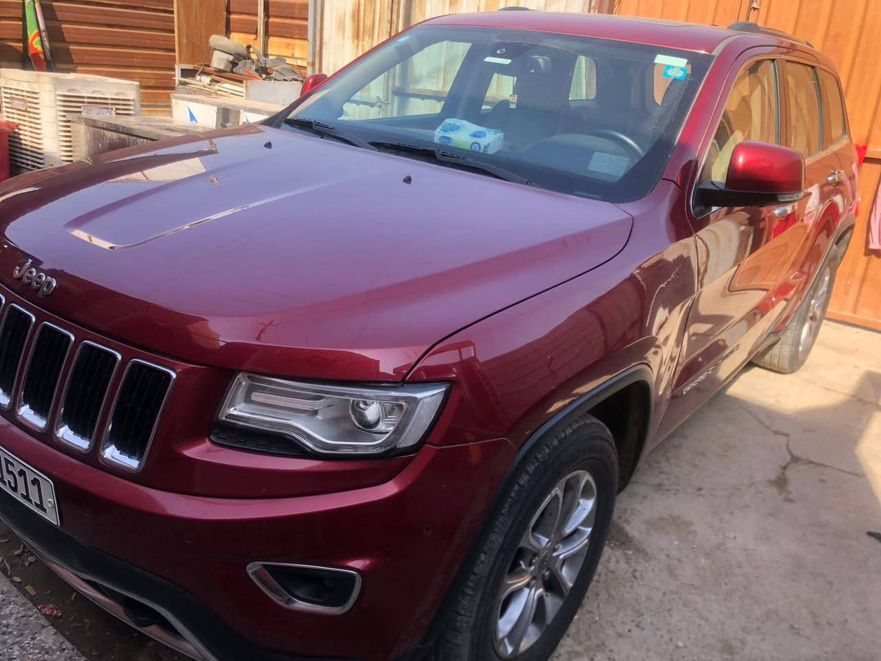 سلام عليكم
من رخصت الاخ الادمن المحترم 

جيب موديل 15 خليجي فول 

كير طيارة 3شاشات دبل كزوز 

بني رامه بصمه ابواب صندوك شفط 

رقم بغداد بسمي /بيهه بابين مفتوحات

مكان السيارة بغداد الشعب 

*********** ابو عبدالله 

السعر/ 235
