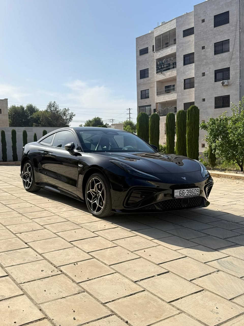 للبيع نيتا GT 2023 🔥
دفع رباعي AWD / فورويل ⚡️
ممشى 12 الف 
فحص كامل 

🔥 سعر20,900 🔥
سيارة تجمع بين الفخامة والقوة والتكنولوجيا بشكل يخطف الأنظار 😮‍💨
أداء رياضي وتسارع مجنون يخليك تحس بكل دعسة!

🚀 قوة تصل إلى 462 حصان
🚀 تسارع 0-100 خلال 3.7 ثواني تقريباً
🚀 مدى كهربائي ممتاز يوصل حوالي 580 كم
🚀 تصميم رياضي كوبيه بابين
🚀 شاشة وتقنيات حديثة وداخلية فخمة
🚀 ثبات عالي وتحكم خرافي مع نظام الدفع الرباعي

السيارة ملفتة بكل مكان، واللون الأسود مع شكل الـ GT يعطي هيبة وفخامة على الشارع 🔥
التواصل 0779262687


**إذا كنت صاحب هذا الإعلان وتريد حذفه لأي سبب، رجاءا أرسل رسالة إلى الدعم الفني**