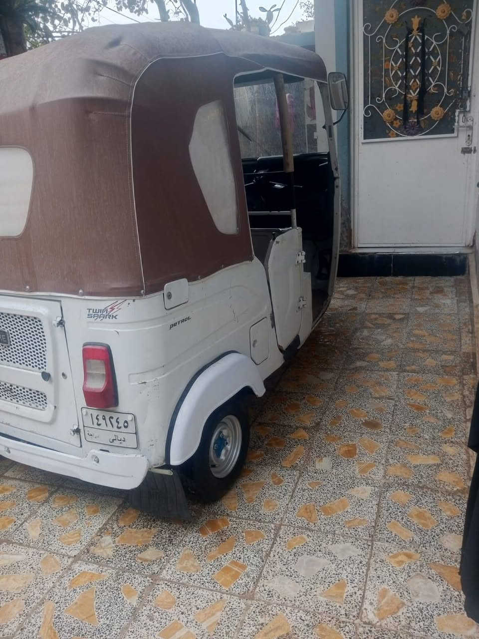 سلام عليكم 21لبيع تكتك خير من الله معمره بس دواسات فقط تكتك جديده اني مكلف بل مشور هاذه رقم صاحبه***********
