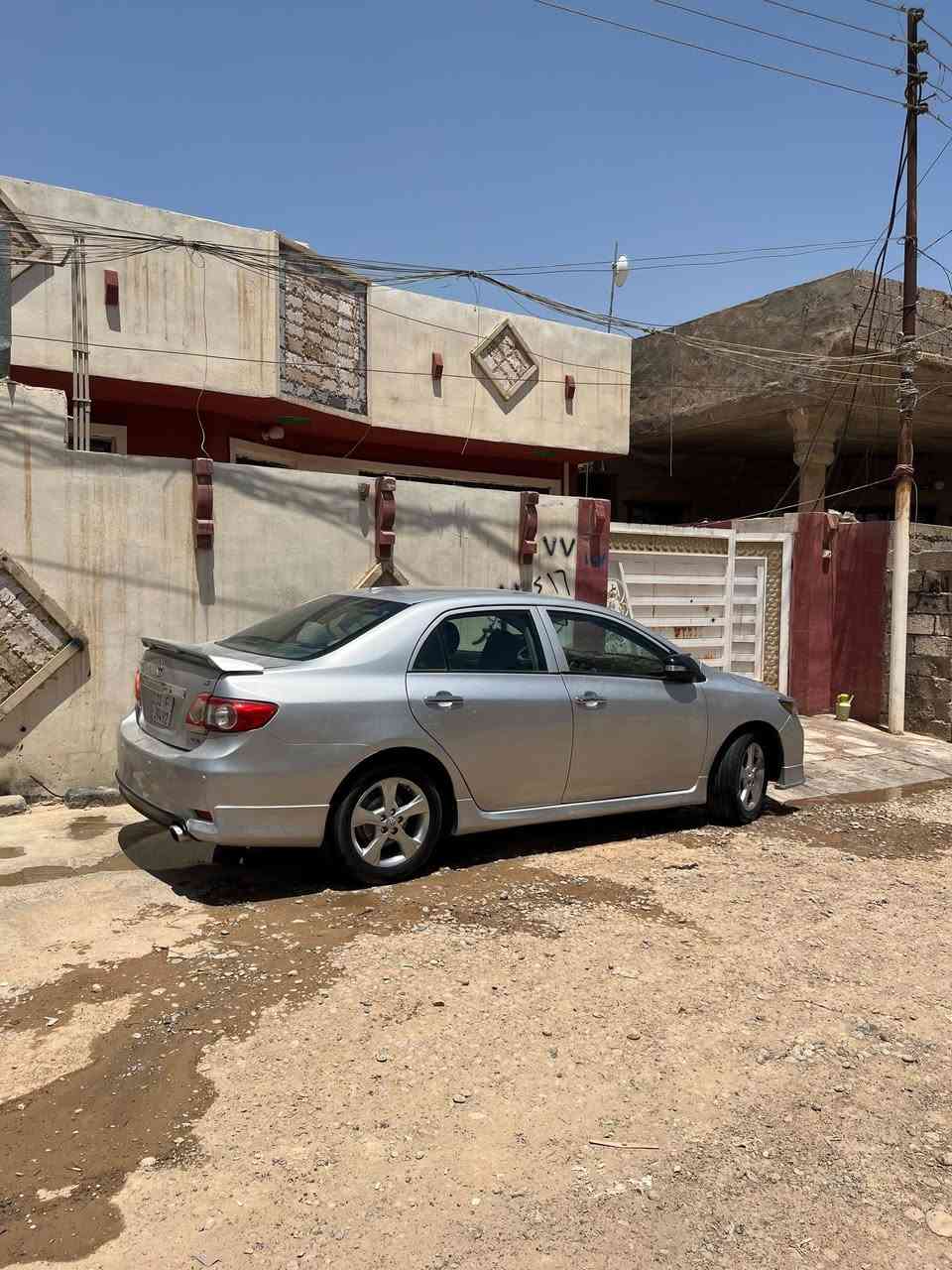 السلام عليكم للبيع كورلا 2009LEرقم بغداد بسمي هزه وسنويه ورقام جديد كير محرك خير من الله محرك1800 تخم تاير ويل هستوني شادهن جديد حجم 16 اصلي بلادي  تبريد ثلج❄️ حادثه جملغ عكس السائق بدون تبديل بدون ايرباك مصبوغه عام اثر جراد. السعر 88$وبيه مجال مكان صلاح الدين تكريت رقم***********/***********
محدثه 2013s
