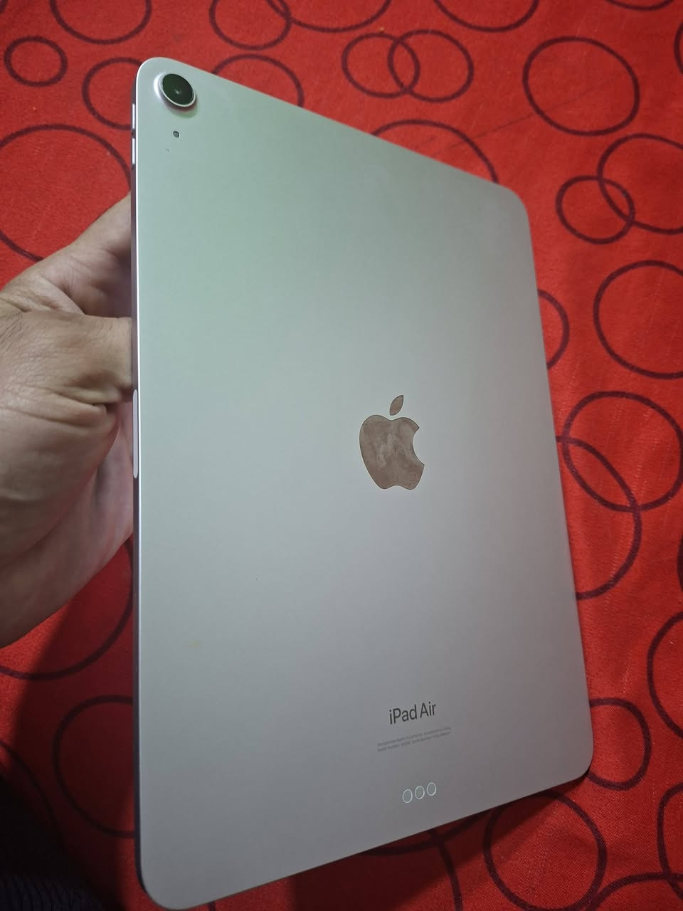 ايباد اير 5 ذاكرة 64 نضيف جدا 
بغداد 
السعر 500وبي مجال بسيط


**إذا كنت صاحب هذا الإعلان وتريد حذفه لأي سبب، رجاءا أرسل رسالة إلى الدعم الفني**