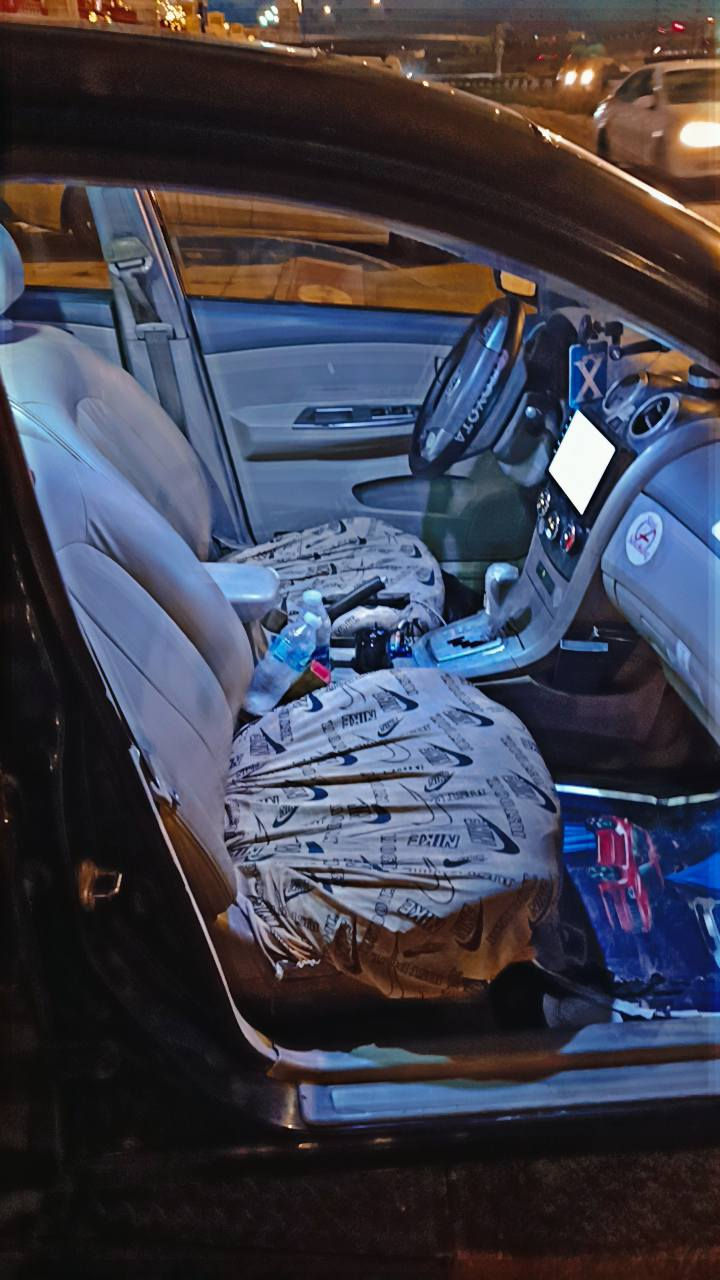 للبيع بي واي دي G3 موديل 2013، ماشية 91 ألف كم، بحالة جيدة جداً، فول مواصفات. ملاحظة هامة:(الرقم الأماني )السنوية ساقطة وعليها غرامة 800 الف  سيتم خصمها من السعر المطلوب (5000 دولار). للاستفسار يرجى الاتصال على الرقم: [***********].
مكان السيارة بغداد
