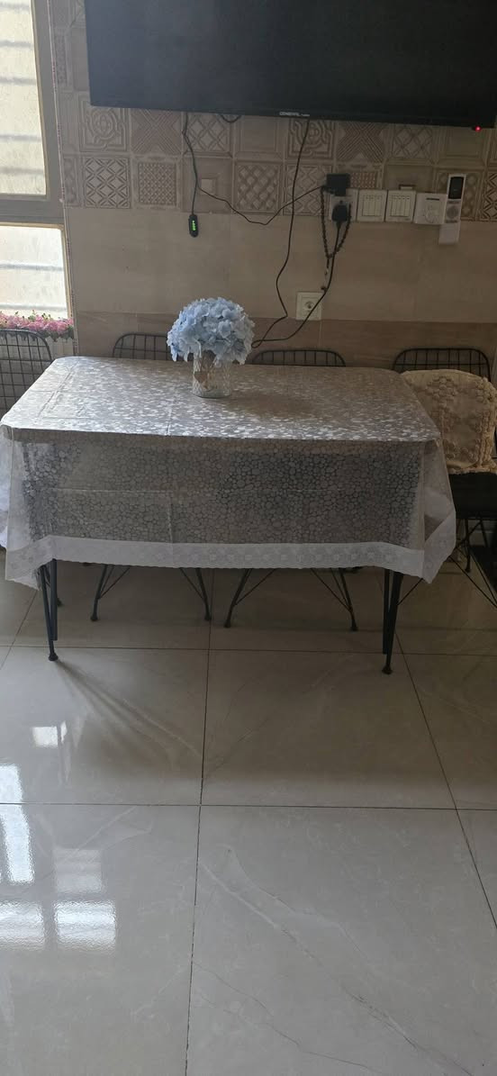 غراض بيت نظيفه للبيع درج حديد 4متر يطبك ب40
ميز طعام ب25 تخم 7مقاعد ب50 ميز بلازمه ويه ملحقه ب50 طبله وسطيه ب40 كاونتر المنيوم وسنك مرمر طبيعي ب400


**إذا كنت صاحب هذا الإعلان وتريد حذفه لأي سبب، رجاءا أرسل رسالة إلى الدعم الفني**