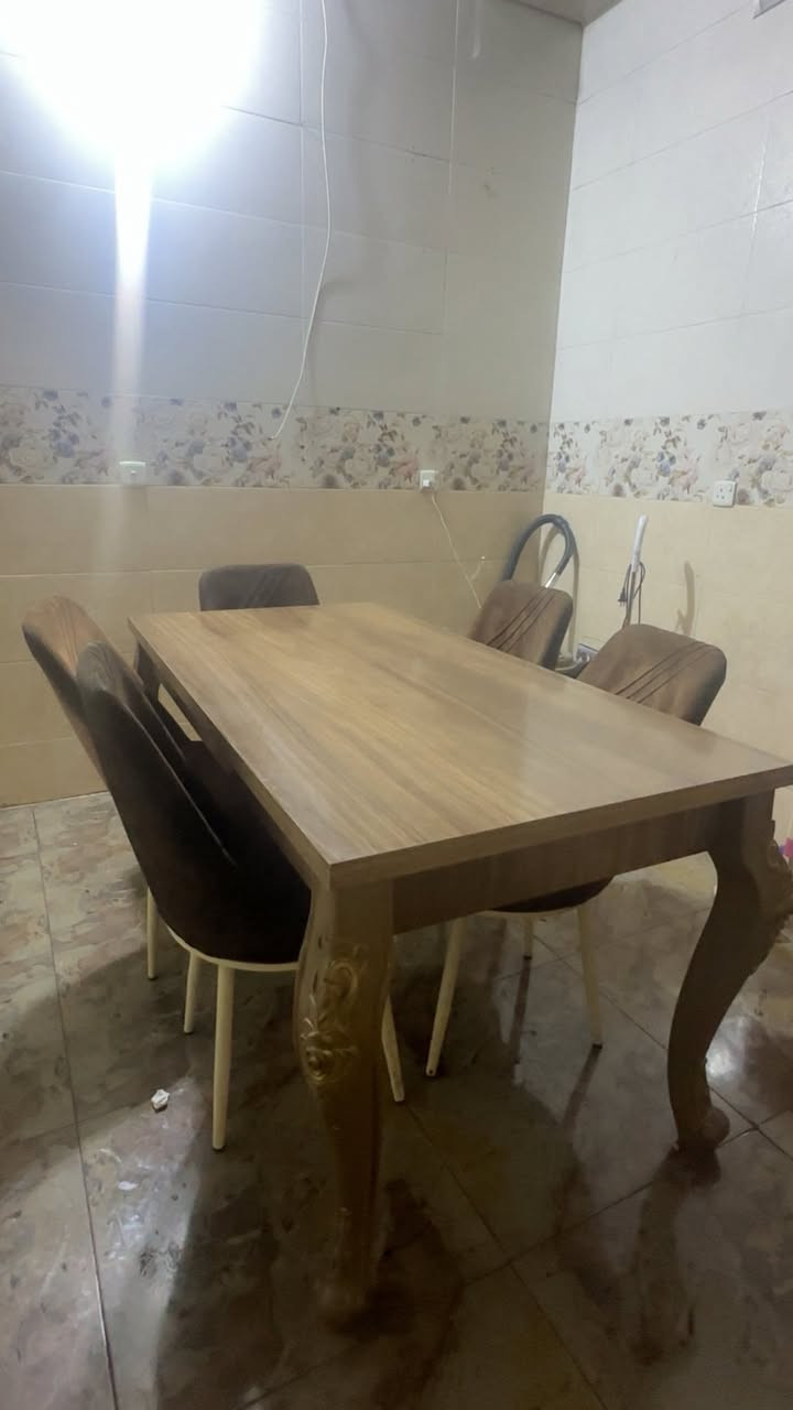 تخم ٨مقاعد مع ميز طعام و٥كراسي استعمال نضيف العنوان بغداد حي الخضراء والتواصل على الخاص


**إذا كنت صاحب هذا الإعلان وتريد حذفه لأي سبب، رجاءا أرسل رسالة إلى الدعم الفني**