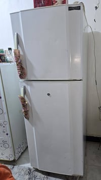 ثلاجه كونكور • نظيفه • ممكن تفاوض