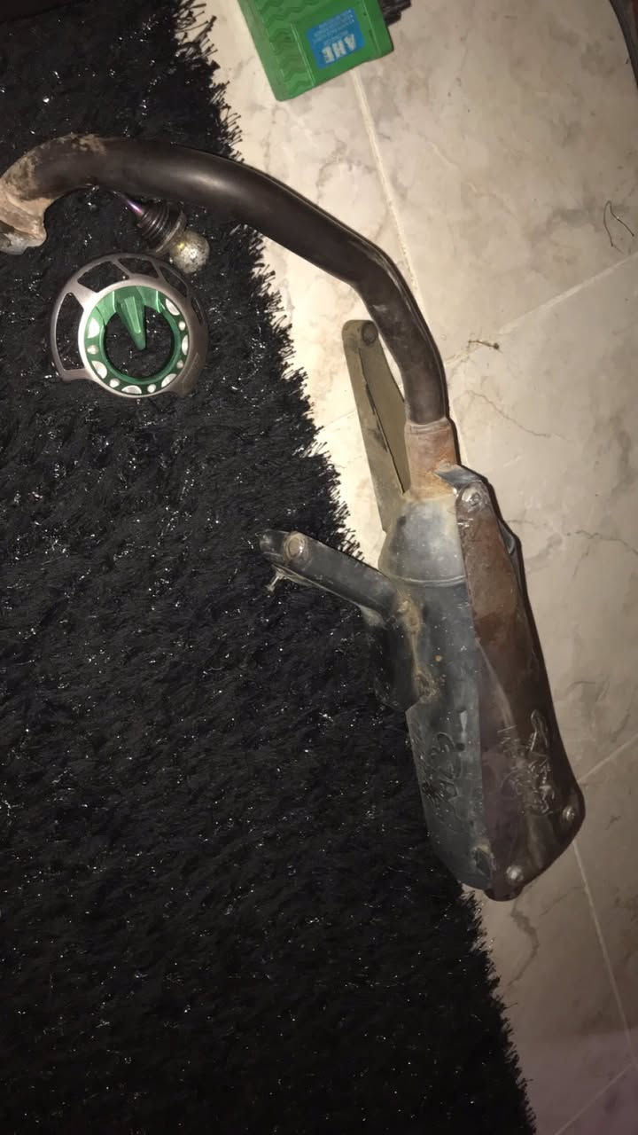 توصيل موجود ، غراض ماكس للبيع بگ لايت ثنينهن ب ١٠ قبغ فلاوين NCY + قطرة دهن ثنينهن ب ٧ صلنصة FM بس فلاترهة طاگة ب ١٥ وبيهة مجال صوتهة كلش عالي مكاني ديالى


**إذا كنت صاحب هذا الإعلان وتريد حذفه لأي سبب، رجاءا أرسل رسالة إلى الدعم الفني**