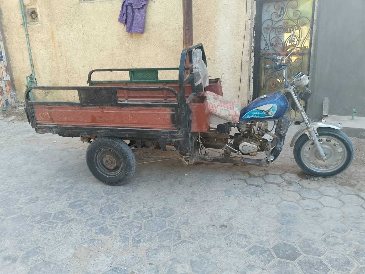 الستوته للبيع رايدهه 400 الستوته الركبه ملحومه وعدي بيهه عته بلجعمقه الستوته مال شغل الستوته كلك. مكفوله من السرقه. متواصل فيس ماسنجر مبايل. ***********
