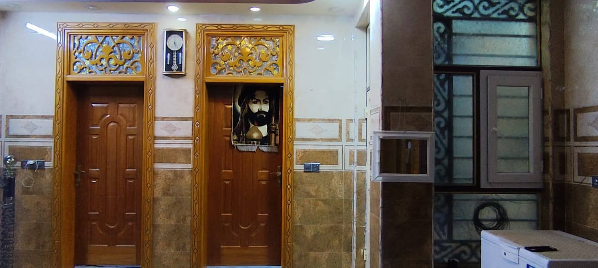 ‏‎‏‎دار  للبيع  النجف الاشرف
حي الجامعه
مساحه الدار  ١٥٠ م 
شارع ١٠ موقع ممتاز 
طابق واحد نظيف جداً
خلف الكفيل

‏‎  للاستفسار مراجعة مكتب العطاء للوساطه العقاريه في حي الجامعه سايدين سلام-جامعه 
مقابل مجمع زيد و حسن

او الاتصال 
‏‎*********** (يتوفر واتساب)
