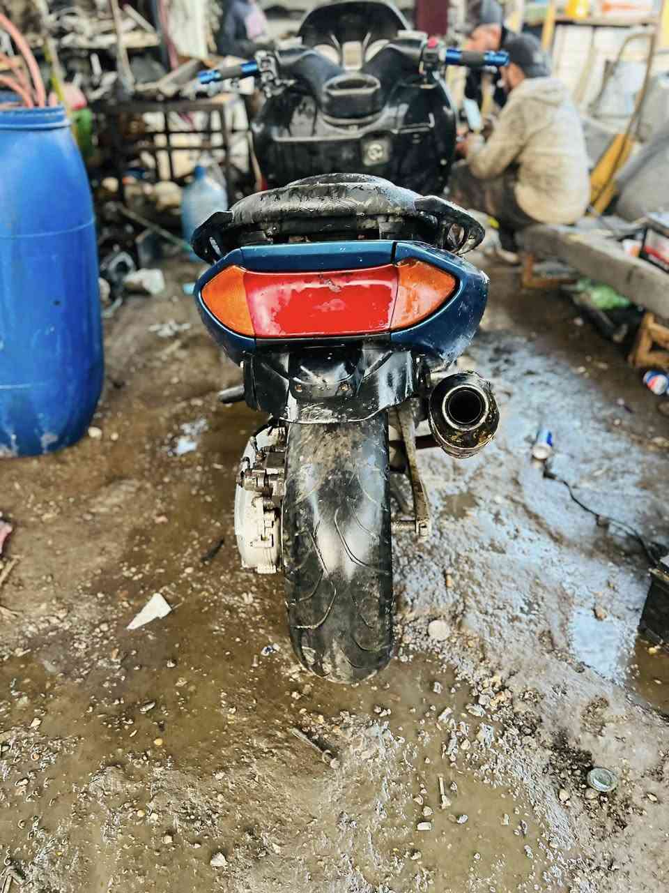 ￼السلام عليكم تي ماكس 2008 دراجه نقصهه بس نوزلات السعر ب8 العنوان بغداد رقم الهاتف*********** مستعجل ع بيعتهه
