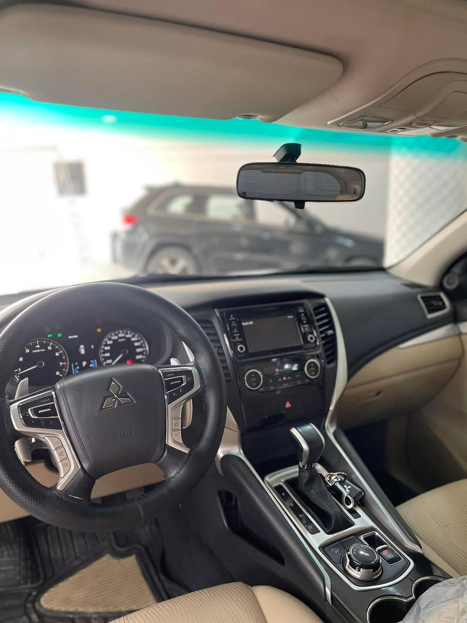 السلام عليكم 
باجيرو مونتيرو سبورت 19 رقم اربيل بسمي مكفوله  
العنوان بغداد مدينه الصدر 

السعر 225 وبيه مجال بسيط
 

‭0770 422 6022‬
