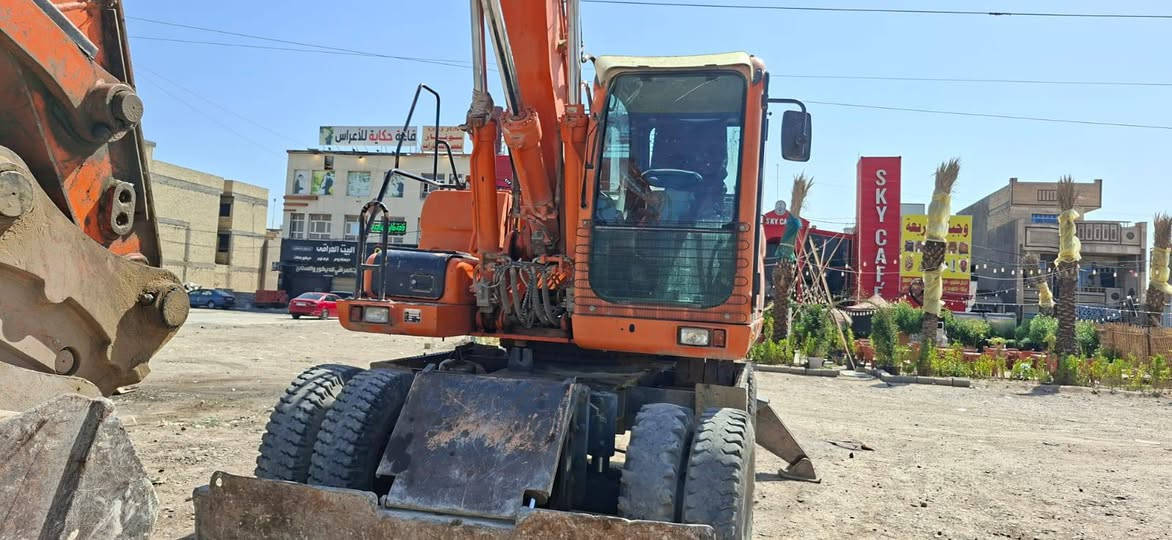 السلام عليكم حفاره للبيع موديل 2010 رقم اربيل مكان بغداد اتصال على الرقم*********** ***********
