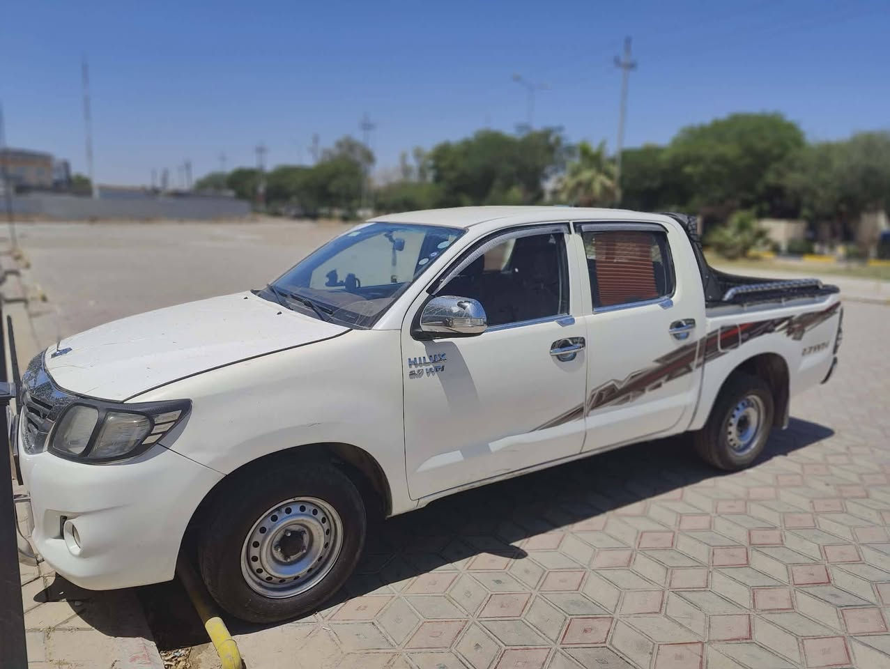 لەسەر ئیزنی ئادمین
السلام علیکم
مەرزیەی ٢٠١٣ پارچە ڕەش لەسەر ساغی 
سەنەوی تا مانگی هەشتی ٢٠٢٨ تازەیە 
بەشەرتی بەناوکردن و هەموو شت 
***********
شوێن:دهۆک
