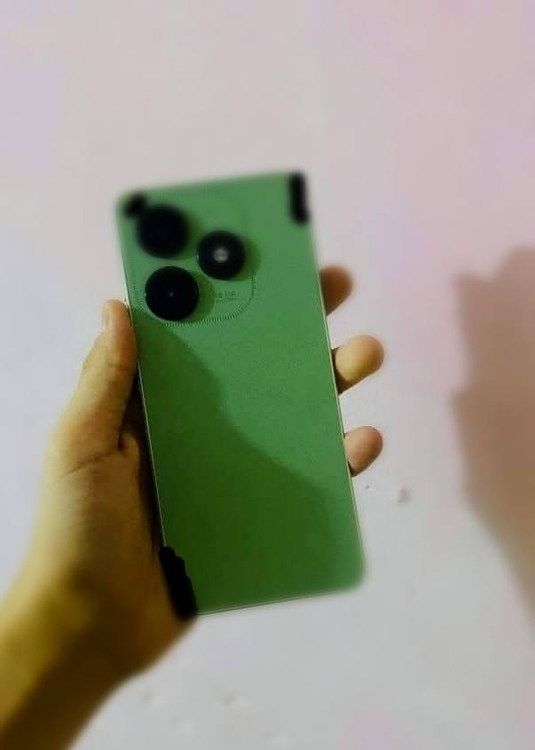 سلام عليكم للبيع تكنو سبارك جو نضيف كلش بس بي خدوش بل كفر مامئثرات علية بكلشي سلس كلش كامرته فول الجهاز على الفحص متوازي علية ب75 وبي مجال مكان النجف ناحيه الحيرة


**إذا كنت صاحب هذا الإعلان وتريد حذفه لأي سبب، رجاءا أرسل رسالة إلى الدعم الفني**