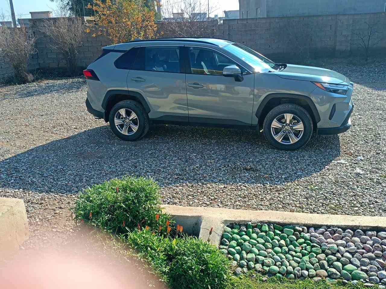 للبيع راف 4 موديل 2023 مواصفات XLE
السعر : 255  
الون: سمنتي المرغوب
الضرر : لا يوجد سياره كلين 
المواصفات : 
_ تشغيل بصمه
_ شاشة كبيره
_ تحكم ستيرن
_ رادار امامي 
_قياده ذاتيه
_ تحديد مسار
_ هاند بريك بصمه
_ 3 انظمة قيادة 
_مانع انزلاق 
رقم كركوك دولي :شرط التحويل 
العنوان : كركوك قضاء الحويجه
للاستفسار : ***********
