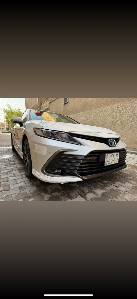 كامري  هايبرد 2024 Gle  احمد عبد اللطيف ماشيه 19 
الف سياره بدون بارد بدون ضربه مكفوله سياره 
مكانها الحارثيه السياره ب اسمي 
تحويل ثاني يوم 
سعرها على خاص او تواصل واتساب 
***********
