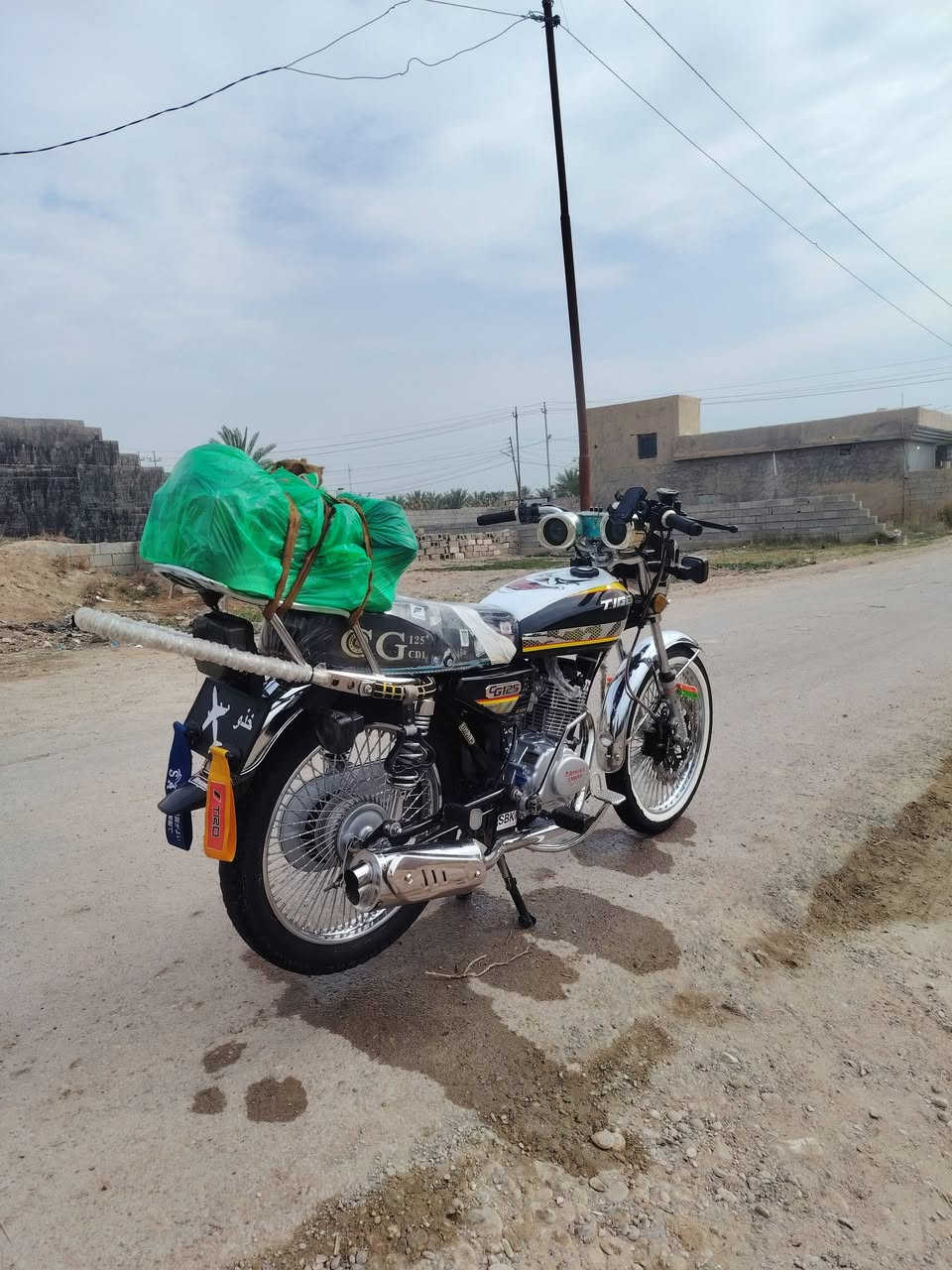 سلام عليكم دراجه تايكر للبيع موديل 25 كفاله عامه أوراق كمله محرك صبانه مامدوده عليه دراجه نقصهاا بس خيال تجي شغل وتطلع وين متريد فقط فقط شاشة محتركة مثل ماموضح بل صوره سعر 650 وبي مجال مكاني ديالى ناحية العظيم شراي يتصل على رقم *********** 🫡
