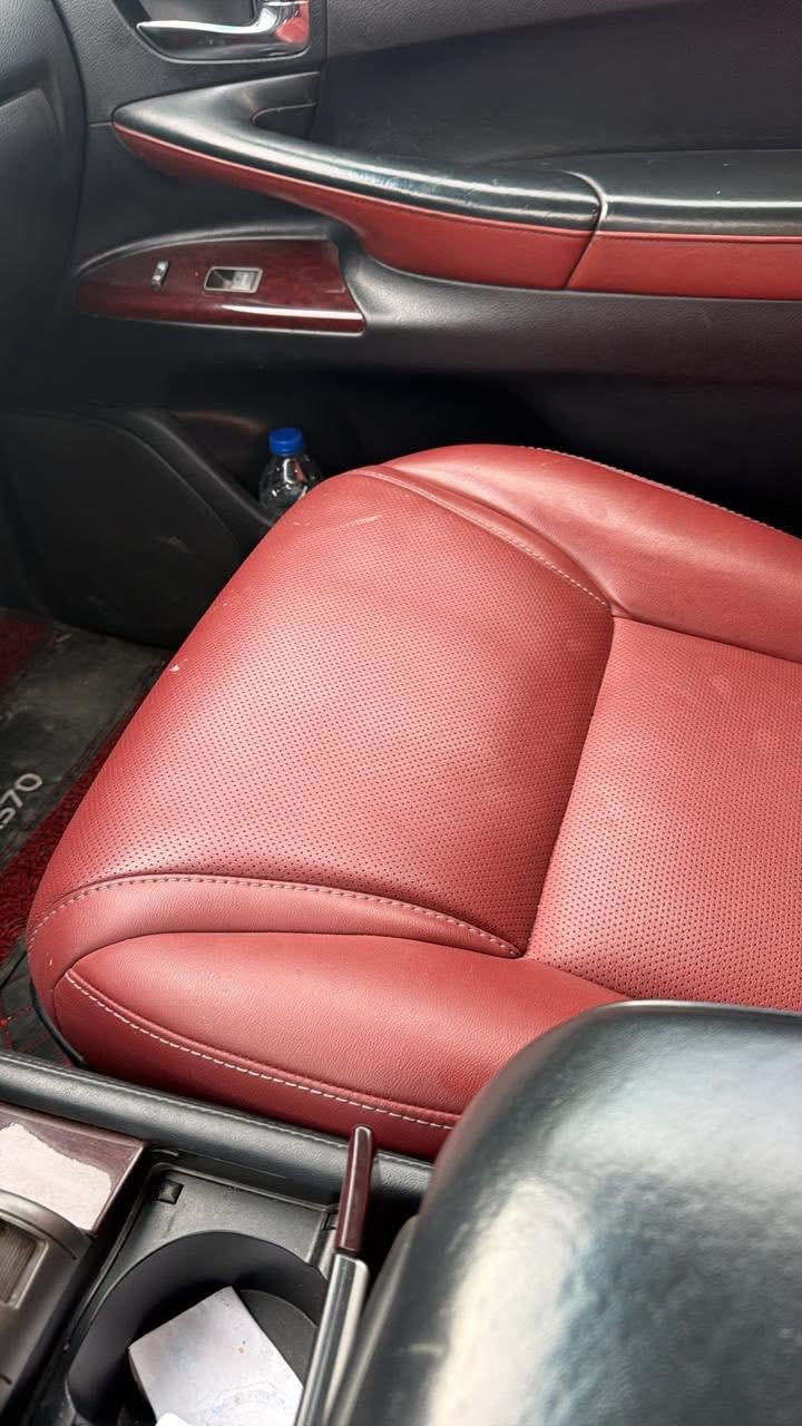 سلام عليكم لكزز موديل 2014
سياره جاهزه من كلشي  رقم بغداد إنكليزي سياره بريم فول  أم الطفايه مواصفات داخل مشمشي المرغوب ماشية 260 حقيقي السيارة كفالة   تخم تاير   مرايات شفط كشنات كهرباء +تدفئه وتبريد +كامرات 5 جكات  بيبان بصمات 5 حساس خلفي وأمامي  السياره جديده   

مكان سياره بابل قرب سيطرة الآثار 

رقم تلفون ***********
