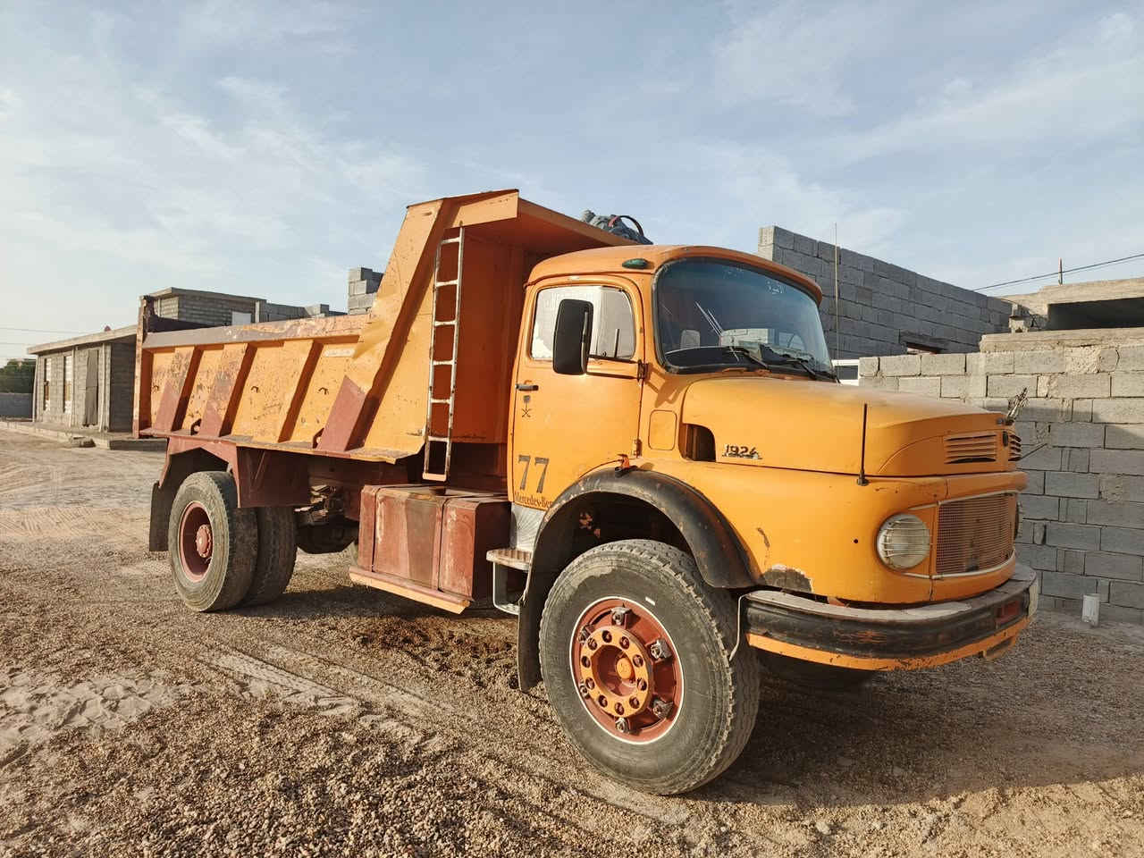 سلام عليكم اللبيع تك مايلر موديل 64بس شاصي قماره 81بدي بلادي محرك 55مجفت جديد كير 81ممفتوح اكسل 17رقم الماني مشروع وطني سياره جاهزه مانقصه اي شي السعر 30مليون وبي مجال اللشراي

***********

***********
