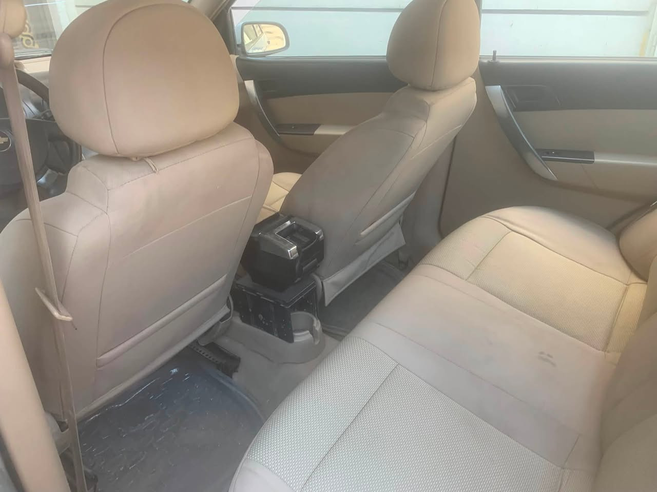 جديده موديل ١١خليجية تبريد ثلج مكينه ممتازة وداخل زيرو من الجداده وابيض مكفولة فقط شبر بالباب الخلفي  ***********
