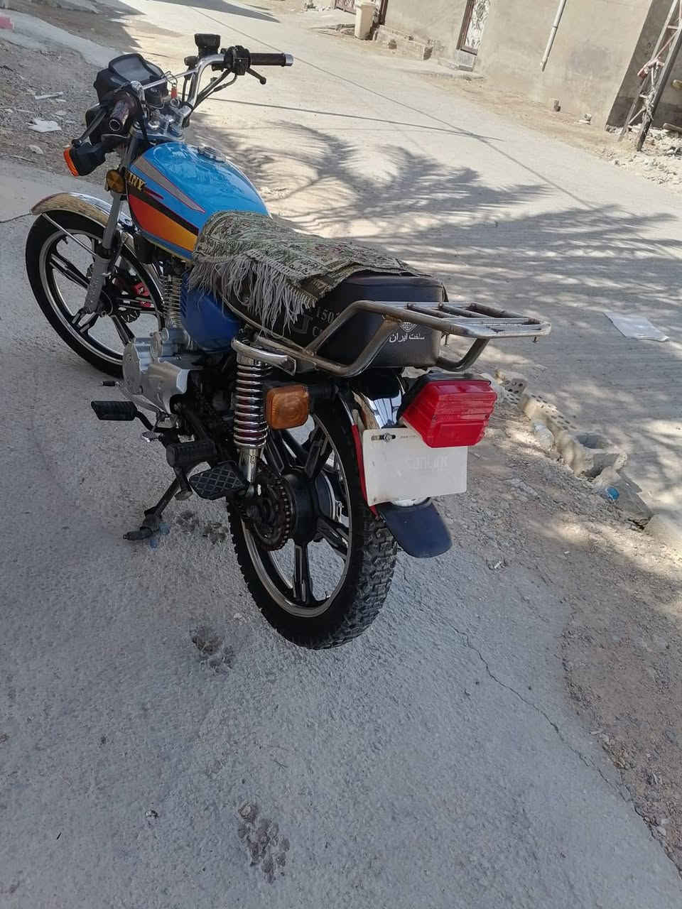 لبيع دراجة سافان موديل 23 كفاله عام 560 بي شيء بصيط
من هالي الصويره ((***********))
