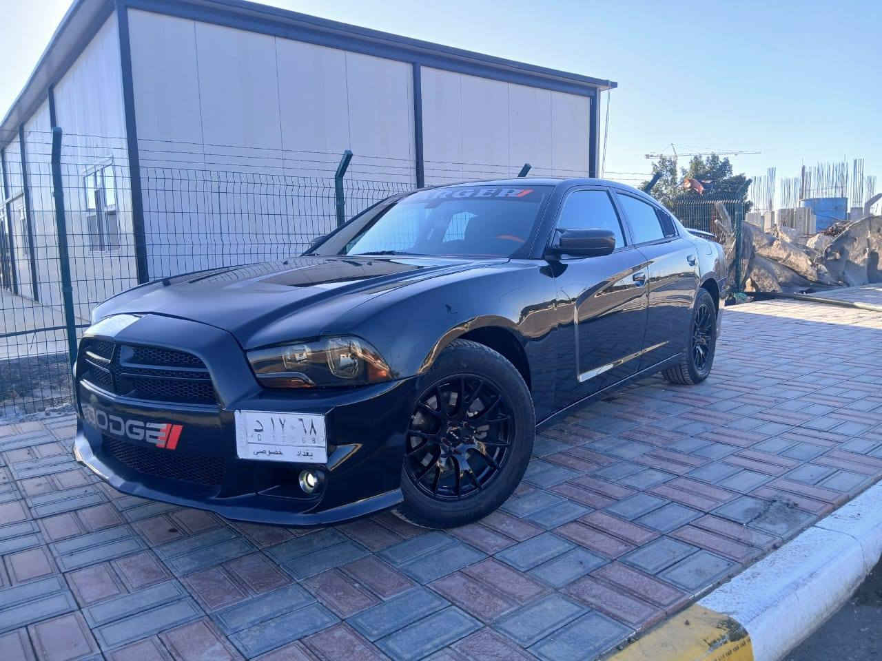 السلام عليكم سيارة نوع جارجر 2014امريكي سيارة جاهزة مكينه حداديه تخم تاير تبريد مكينه  3600سيارة مكفوله الغد وشواصي مكفولات السعر 140وبيه مجال العنوان كربلاء رقم الهاتف***********
