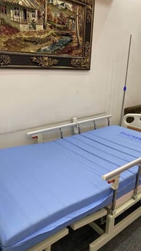 سرير طبي • قابل تعديل • أربيل