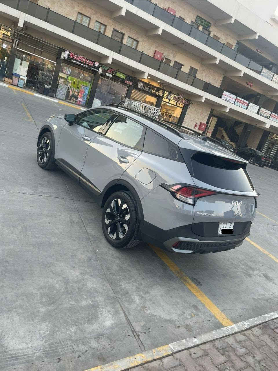 https://carcheck.by/auto/5XYK6CAF8PG126543 سبورتج XLine 23  امريكي
-لون سمنتي 
فئة Xline  الفول
مواصفات  :
بانوراما على طول السقف 
بصمة
كشنات جلد 
شاشة متصلة 
صندوق كهرباء 
شحن وايرليس ومنافذ شحن خلفية 
رادار امامي وجانبي 
حساسات 
كرسي سائق كهرباء والكراسي الامامية تدفئة 
هاند بريك دكمة 
ترحيب عند الاقتراب وبصمة دخول ذكي 
تشغيل عن بعد
3 انظمة قيادة
قطعتين تبريد 
فور ويل 4x4
قيادة ذاتية ( تحديد مسار وتحديد سرعة ) 
توقف ذاتي 
اشاير بالمري 
شاشة لمس متغيرة للتحكم بالميديا والتبريد 
تحكمات فول بالستيرن وبعد بيهة مواصفات 
الضرر : جاملغ امامي ايمن تعديل بارد  والبنيد مصبوغ نصه فقط 
يعني  قطعه وحده صبغ والباقي كله مكفول
 صور الحادث موجودة  وهذا رقم الشاصي 

‏5XYK6CAF8PG126543

سيارة ماشية حاليا 30 الف  كيلو متر  مرقم بغداد 
سعر 225$ وبيهة مجال بسيط
للاستفسار وتساب ***********
