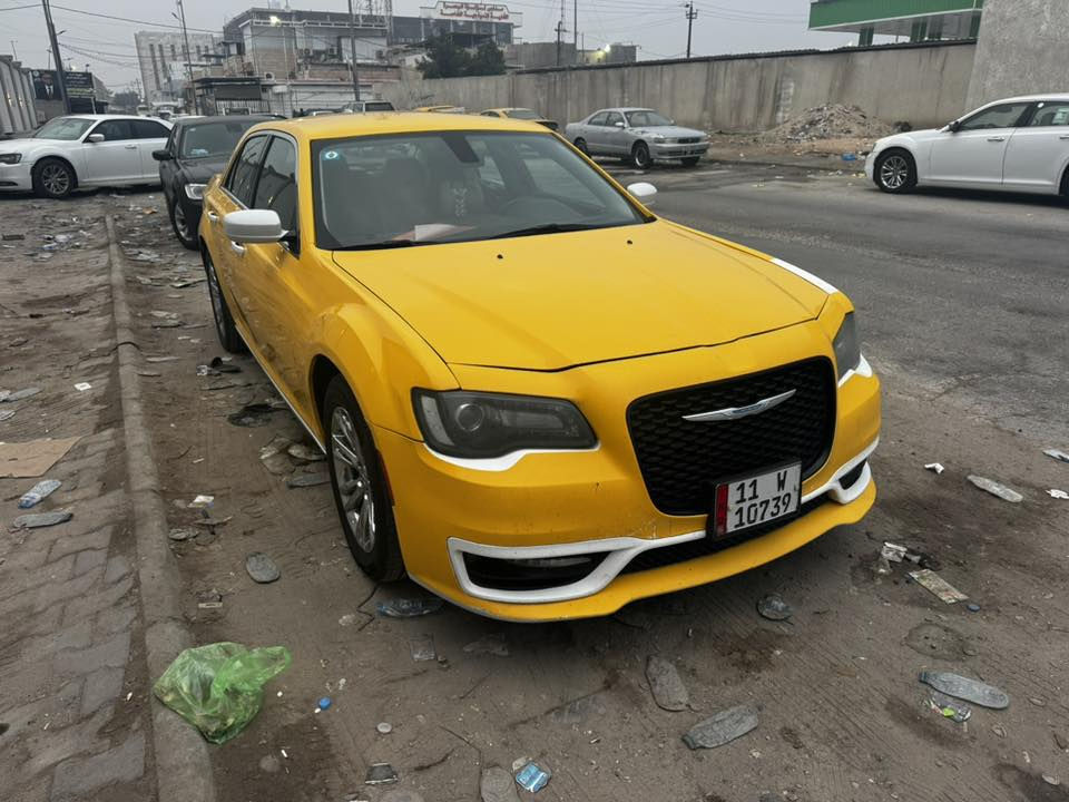 سلام عليكم من رخصت مدير الكروب
أوباما 17 معلايه 22سياره حادثه مجاملغ وبنيد والباقي كفاله 

كير ومكينه وكسن وحداده جديد وتخم تاير جديد مصفره هيه وغرامات كهربايات كله شغاله تدفه تبريد 

السعر 205وبيه مجال مجال حك الجيه المكان البصره 
***********
