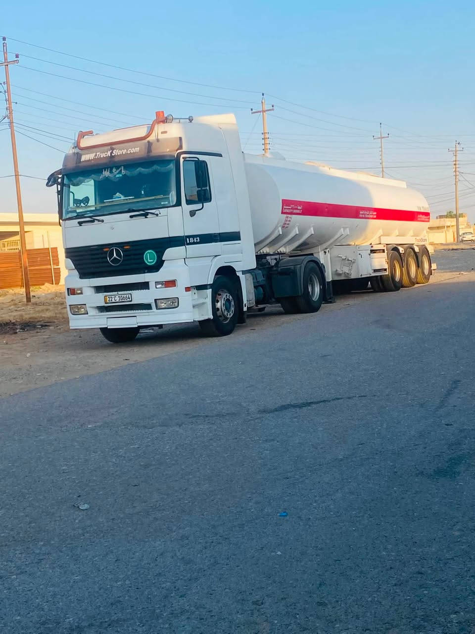 اكتروز شمعه موديل 2002 حجم 43 18 طوناج GBSسيارة جاهزه عل شغل  سنوية جديده باسمي شرط التحويل 
السعر 360 
***********

