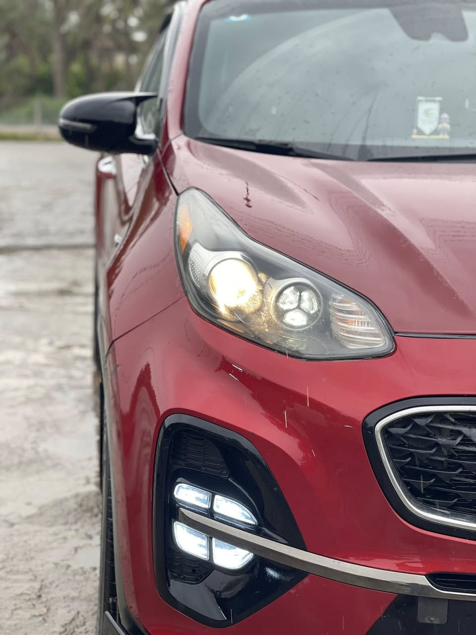 للبيع موديل 2020
سبورتج امريكي بغداد رقم جديد قطعه وحدة بس بنيد 
فول ماعدى البصمة مكاني بغداد محمودية 
السعر 170 بيها مجال السيارة احلة من الصور 
للتواصل 
                 ***********
