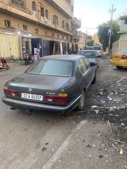 السلام عليكم من رخصت الكروب 
بي ام 735 للبيع 
كير مكينه شرط تبريد ثلج 
تخم تاير
غرفه نضيفه 
صدر امامي خلفي سبعين بلميه خير من الله 
لايت عالي ناصي اشاير بكلايت كله علبلاد 
طخه مابيهة السياره 
فتهة سقف 
شاشه وسستم كله شغال 
السياره خير من الله يوميه اروح ورجع بيهة 
السياره مابيهة اي نقص 
السعر 43وببهة مجال 
مو سعرهة بس مستعجل عله بيعهة 
***********
***********
