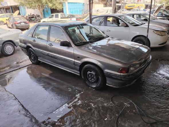 السلام عليكم
للبيع كلنت موديل 91

 رقم كربلاء مشروع وطني  شرط التحويل 

مكينه  شرط لاصرف ولا بخار 

كير بلشرط مشط جديد

بريك  ودسكات وعنابير جدد

كهربيات كله شغال بشرط سياره كلش ناعه وحلوه 

السعر 42 مكاني كلار + جلولاء 

تفاصيل اكثر اتصل ***********
