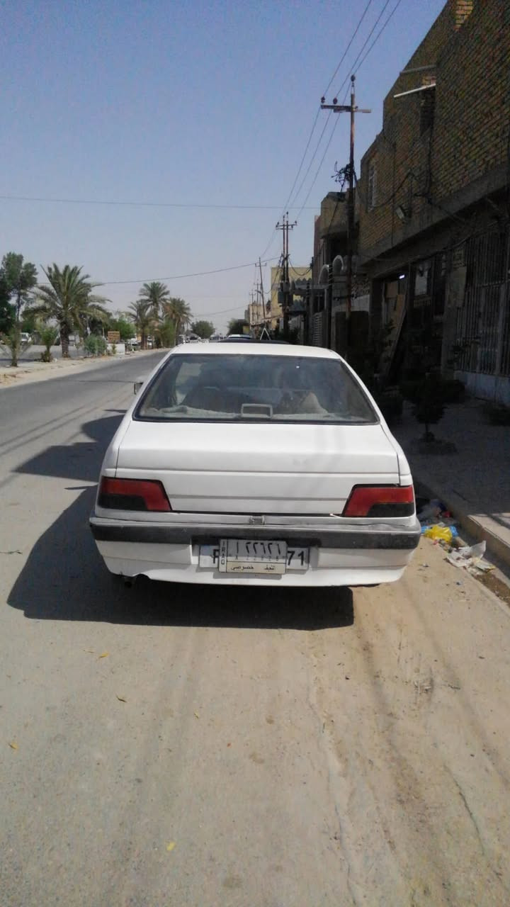 السلام عليكم بيجو 405
موديل9السنويه 28
السيارة طافيه 
السعر20بي مجال 
***********
