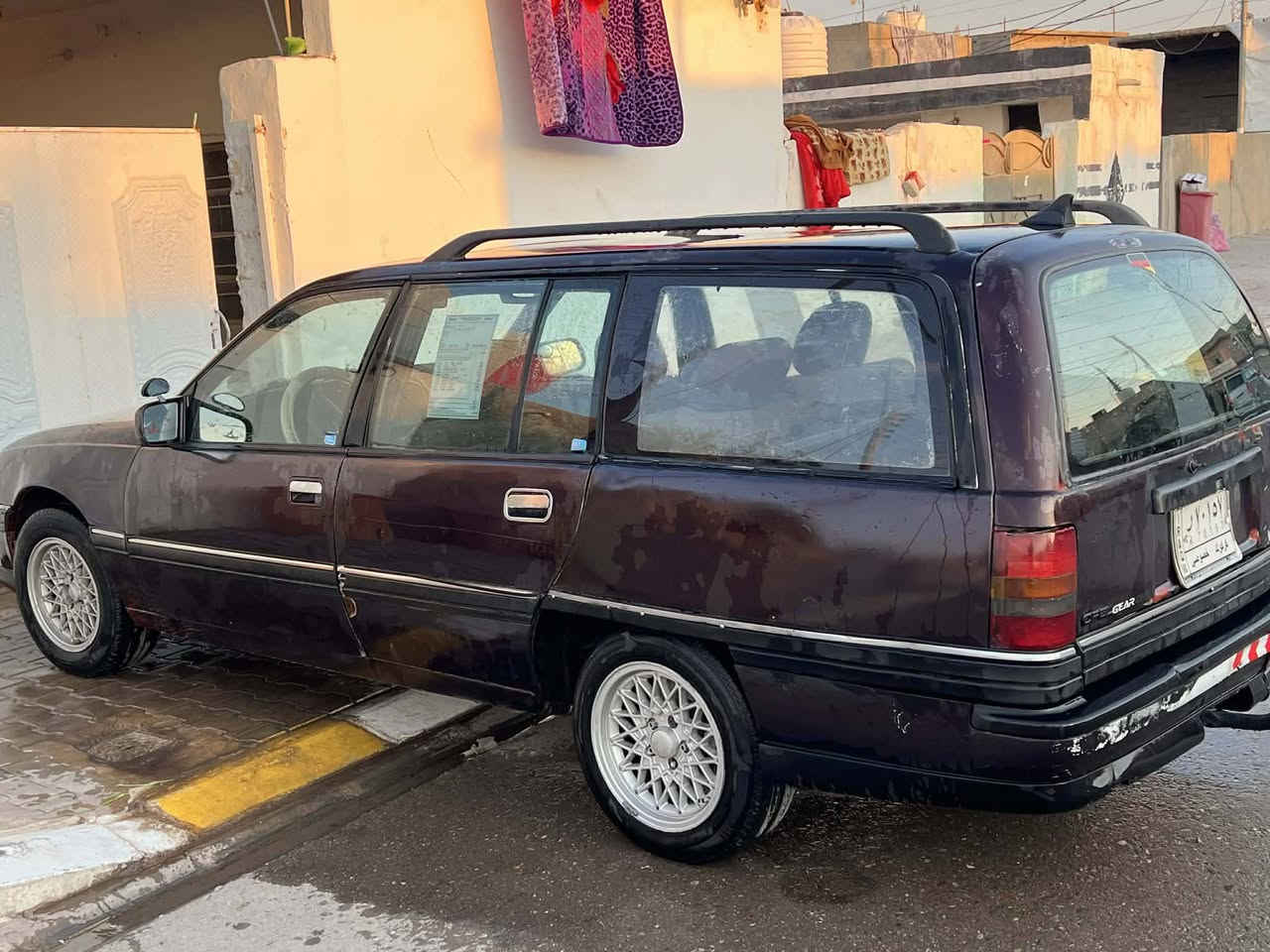 للبيع اوميكا استيشن لون باذنجاني بيها جلح سقف سلايت گير عادي موديل 92 مشروع وطني سنويه جديده لحد ٢٨ رقم كركوك الماني دفتر بانزين بيها حجم 20 بلادي ويل كروم بلادي شمسي المحرك والگير والأكسل شرط اربع تايرات أخو الجديد صدر شرط باتري جديد كهربائيات كلها شرط والظفيرة جديدة فقط بيه طخه من كدام جاملغ طرف سكن صاحب السنوية في كركوك شرط التحويل السعر (25)بيه مجال الاتصال على الرقم  ***********
