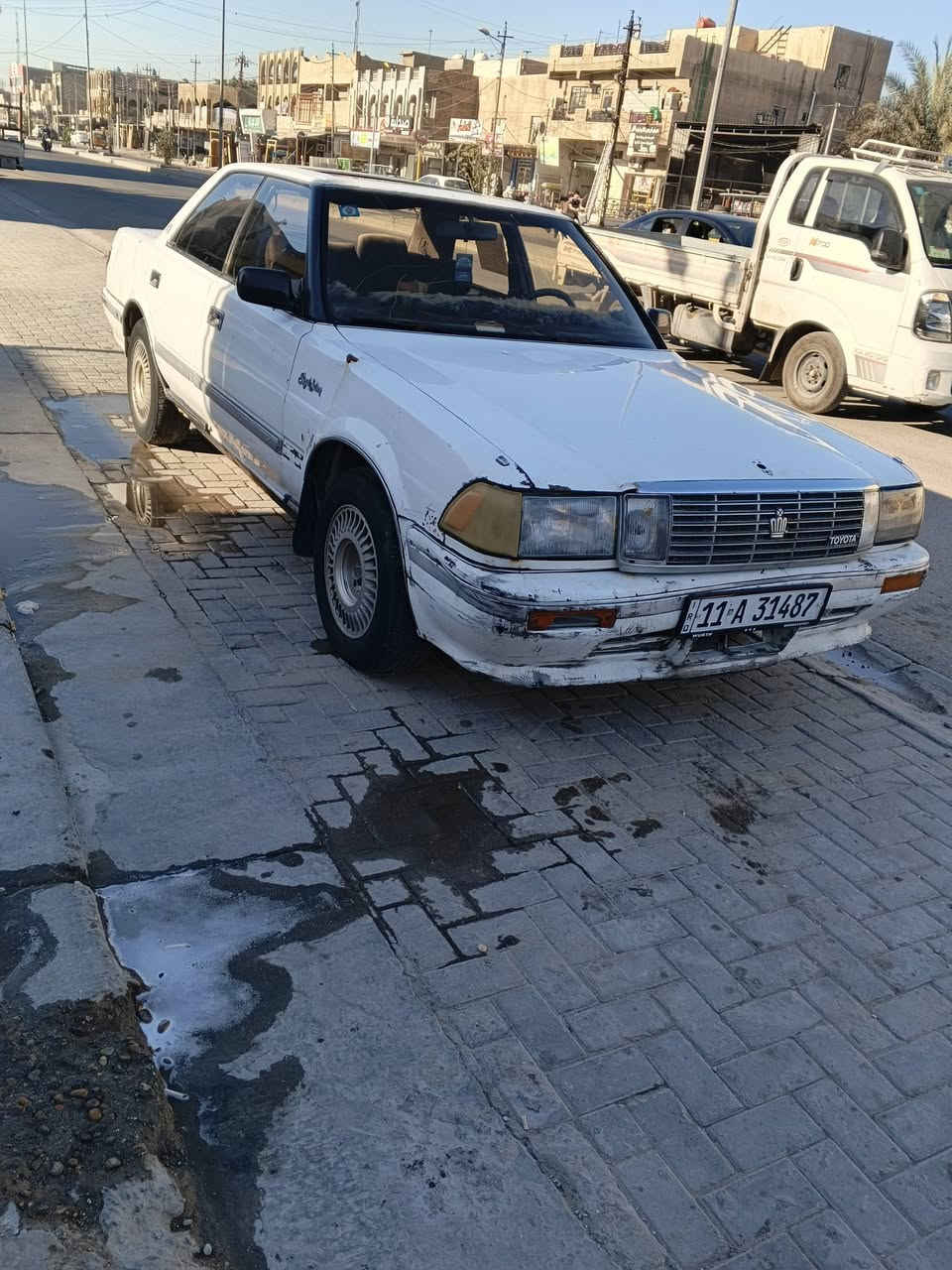 السلام عليكم سياره هارتوب مديل 1990 سياره كلش حلوه البارحه شاد مكينه 2500وكير وصدر امامي صدر خلفي شاشه سماعات مروحه كلج جديده باتري جديد غرفه كلش حلوه سلايت شغال كهرباء تبريد بس بوري وغاز  رقم بغداد نكليزي مكاني بغداد البياع حي المواصلات رقمي ***********
