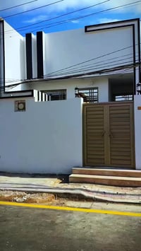 بيت للبيع مساحة ١٠٠م بناء جديد في حي العسكري قطاع ١٦  ٠٧٧٣٤٥٢٥٦٠٥ ٠٧٨٧...