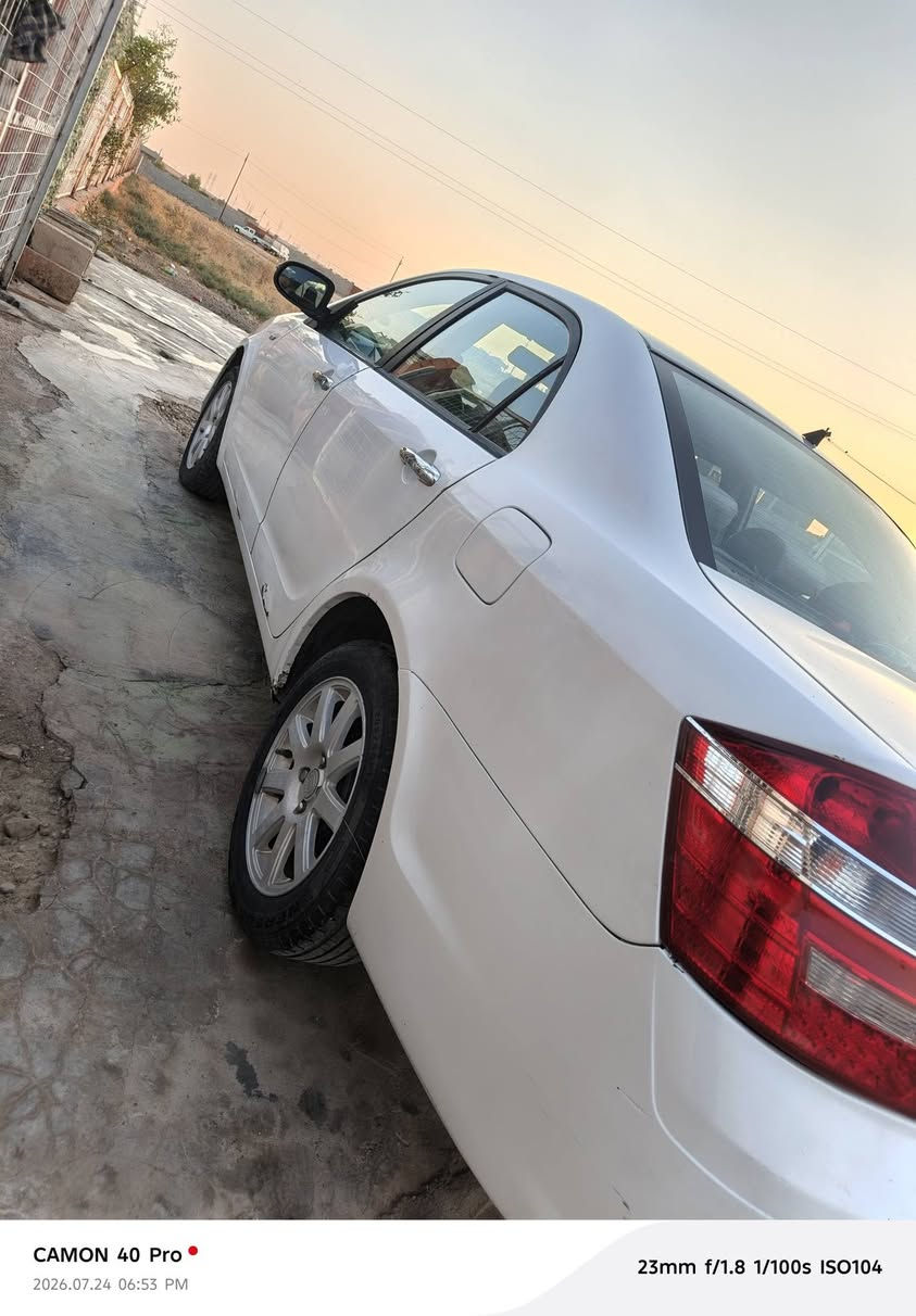 جيلي موبل 🚗
موديل :2013
لون : أبيض 
رقم: كربلاء مشروع وطني شرط تحويل اني وكيل اول وصاحب سنوية موجود هم 
السعر : (53 ورقة ) وبي مجال 
مواصفاته :لايت زنون،٫ تبريد ، شاشة اندرويد لمس كير اوتو وعادي ، بدون صبغ بدون ضربات ،جام كهرباء ، محرك 18
وسنوية : صالحة لغاية 2028
 للاستفسار اتصال ع رقم  : ***********
موجود على فيس وعل رقم عندي واتساب
