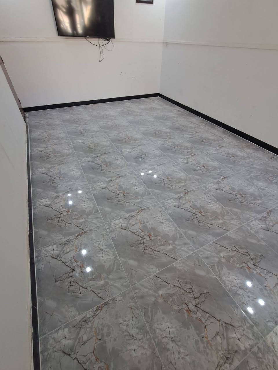 تغليف الواجهات والارضيات والجدران
***********
