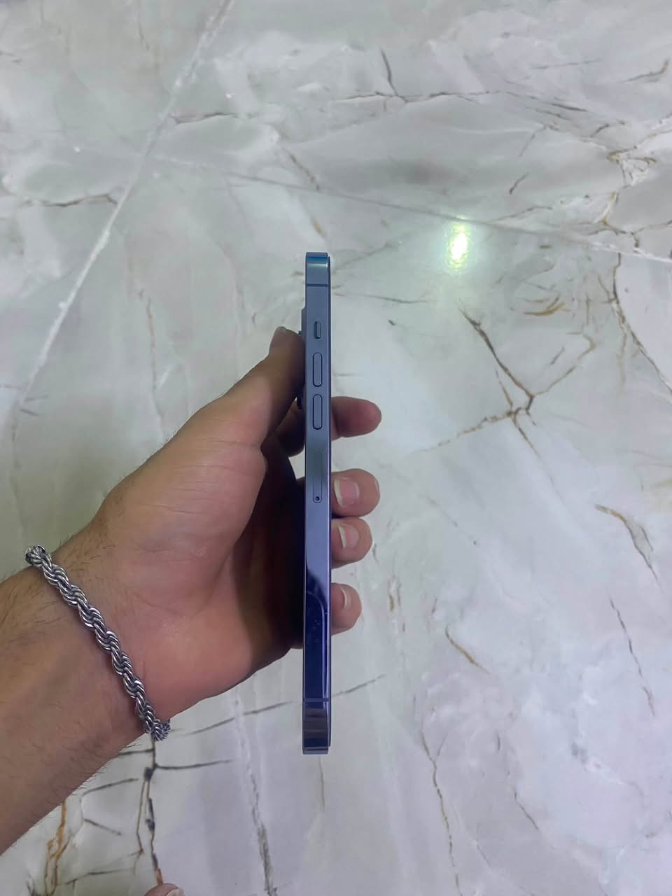 سلام عليكم أيفون 13 برو ماكس  بطاريه 83 ذاكرة 256 أمريكي نظيف ومكفول كفاله عامه شخط مابي سعر 700 وبي مجال قليل مستعجل ع بيعته مكاني بغداد


**إذا كنت صاحب هذا الإعلان وتريد حذفه لأي سبب، رجاءا أرسل رسالة إلى الدعم الفني**