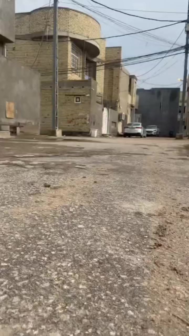 دار، للبيع مساحه 50 متر 
اساس رفت 
بناء طابوق جمهوري طابقين
(بناء جديد) درجه اولى
الطابق الاول:-صاله ومطبخ وصيحات ومنور
الطابق الثاني:-غرفتين نوم 
كافه الخدمات
(شارع تبليط ماء مجاري  اناره 
العنوان:- كربلاء حي الحوراء طريق بغداد قرب عامود 37
جنس الارض:-سند25
واتساب ***********
