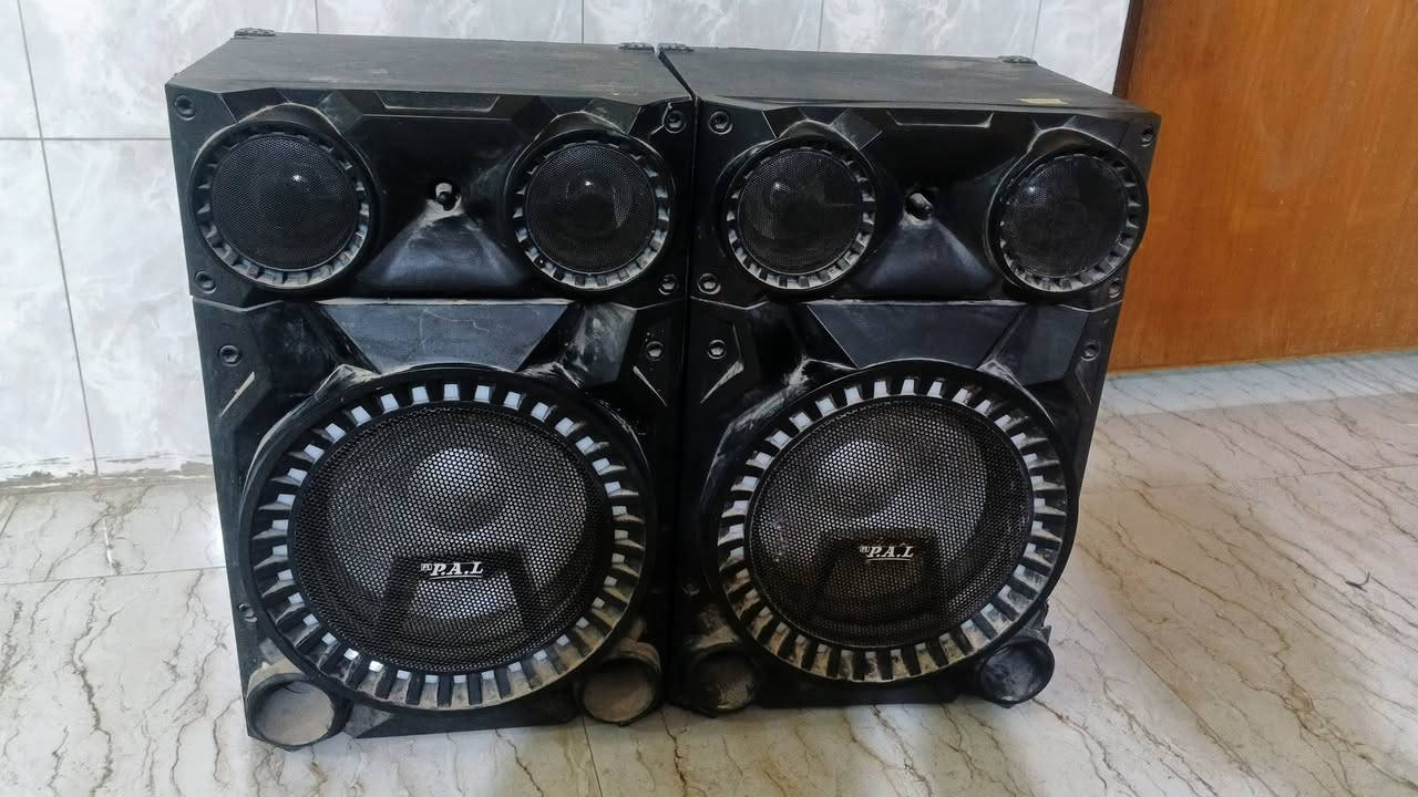 سلام عليكم سمعات شغالات اواكس ورام للبيع سعر 100


**إذا كنت صاحب هذا الإعلان وتريد حذفه لأي سبب، رجاءا أرسل رسالة إلى الدعم الفني**