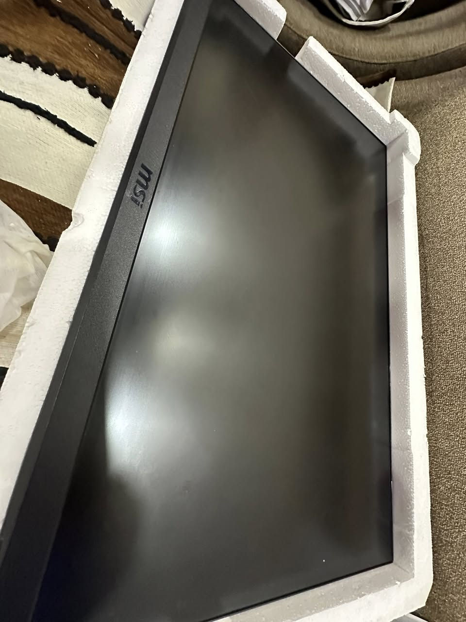 شاشة مونيتر MSI مستعملة قياس24 

1Ms
165Hz
IPS LCD
*ملاحظة الكارتون ماموجود ضايع مادري وين
السعر150 قفل  وشرط افحصها الك يالله تاخذها 
اشغلها وتشوف مابيها اي خلل


**إذا كنت صاحب هذا الإعلان وتريد حذفه لأي سبب، رجاءا أرسل رسالة إلى الدعم الفني**