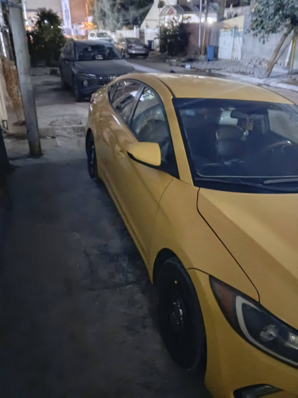 السلام عليكم النترا 2017 للبيع العنوان بغداد حيور جامع الفردوس السعر 118 وبيها ***********
