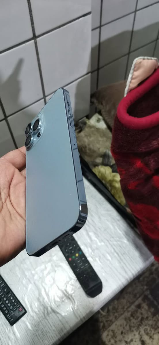 السلام عليكم . ايفون 13 برو ماكس ذاكره 256 بطاريه 85 نضافه 100‎%‎ ملحقاته كامله رايده ب 750 الف بي مجال مكاني الكراده ***********
