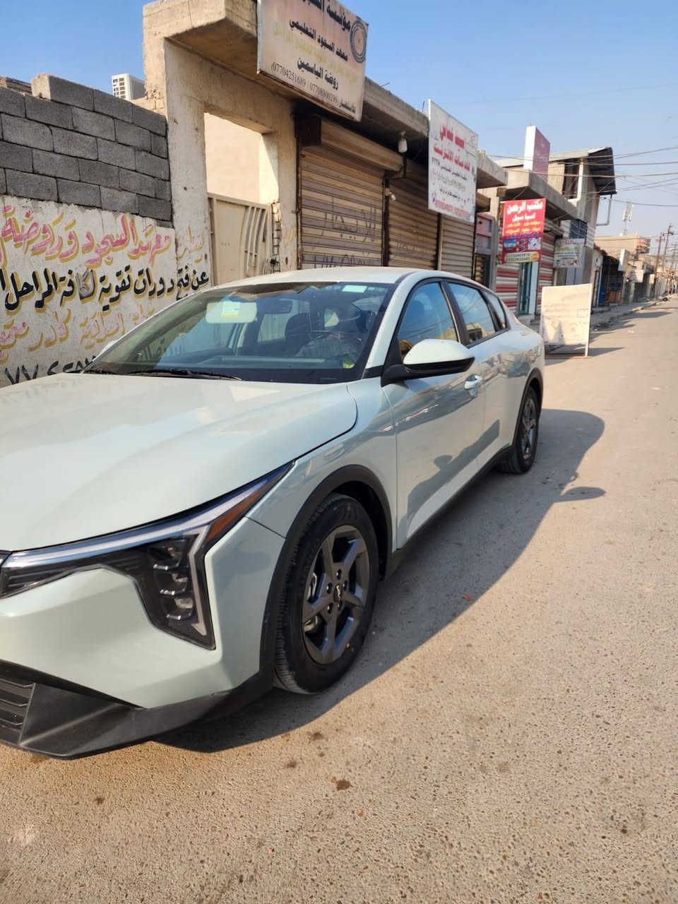 سلام عليكم K4البيع موديل 2025     جاهز عله اخر حبايه ما نقصهة اي شي حادثة موضح بل صور فول ما عده الفتحه شحن لاسلكي تشغيل عن بعد سايد ابريك  كهربائي رادار امامي خلفي  تحكم استيرن تحديد مسار  المكان بغداد رقم الهاتف  ***********
