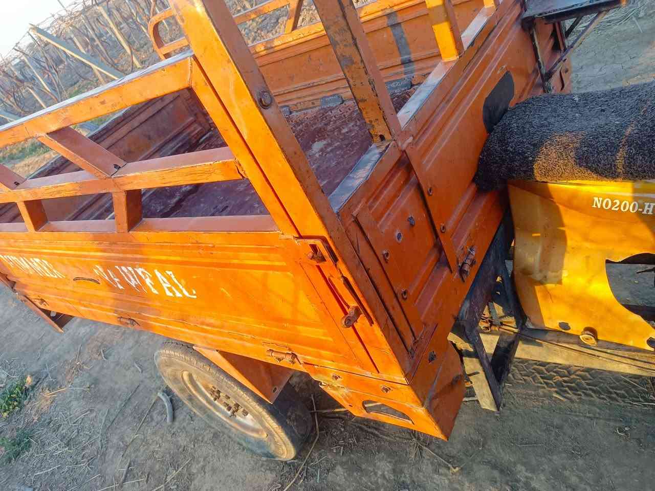 السلام عليكم
ستوته للبيع 
***********
