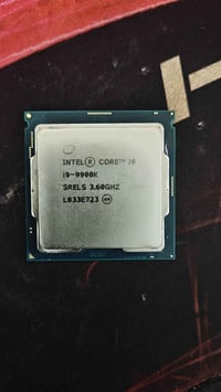 معالج • إنتل i9 9900k